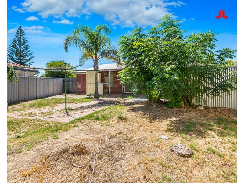 13 Nurrari Close, Waikiki WA 6169