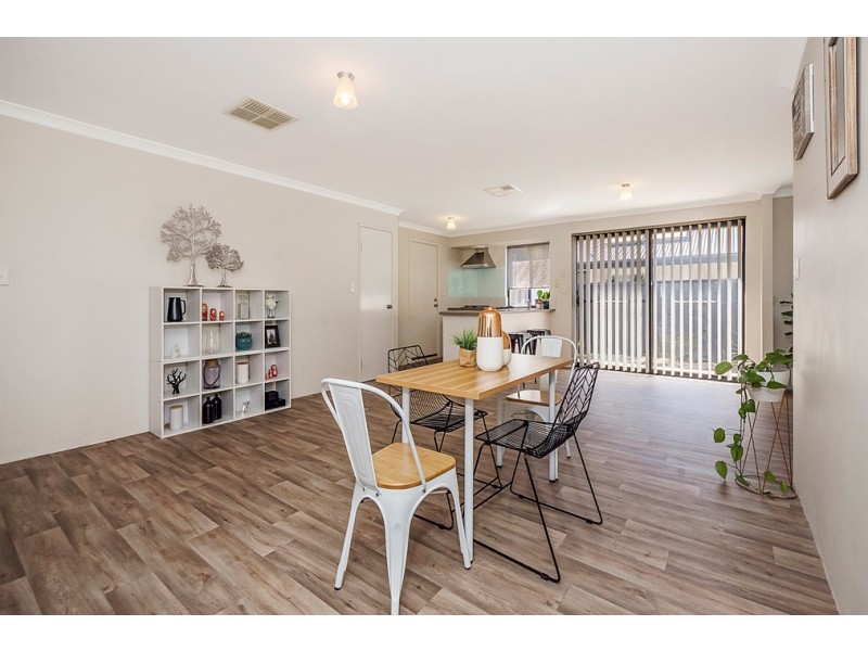 17 Knutsford Crescent, Port Kennedy WA 6172