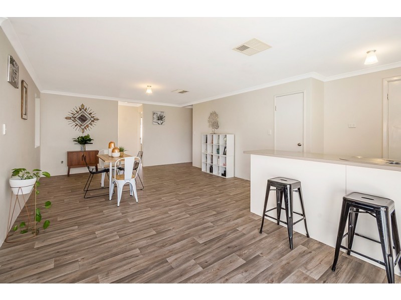 17 Knutsford Crescent, Port Kennedy WA 6172