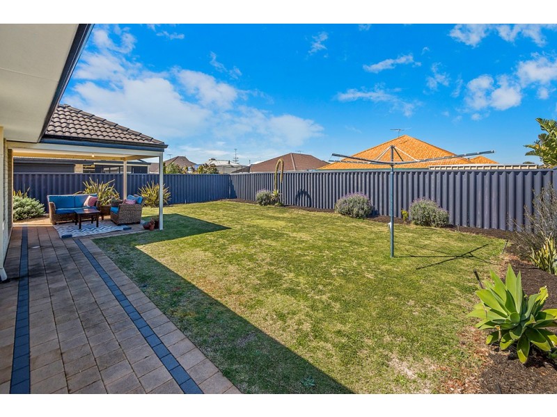 17 Knutsford Crescent, Port Kennedy WA 6172