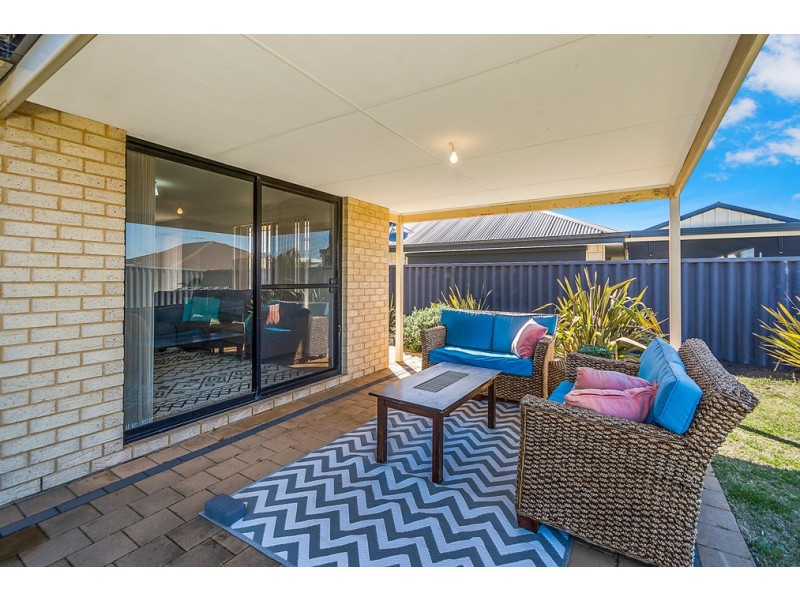 17 Knutsford Crescent, Port Kennedy WA 6172