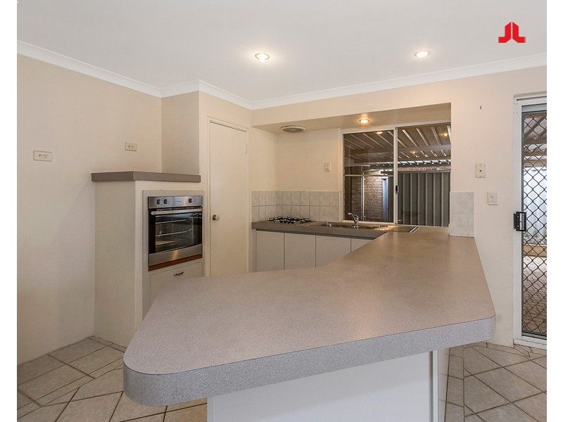 174 Currie Street, Warnbro WA 6169