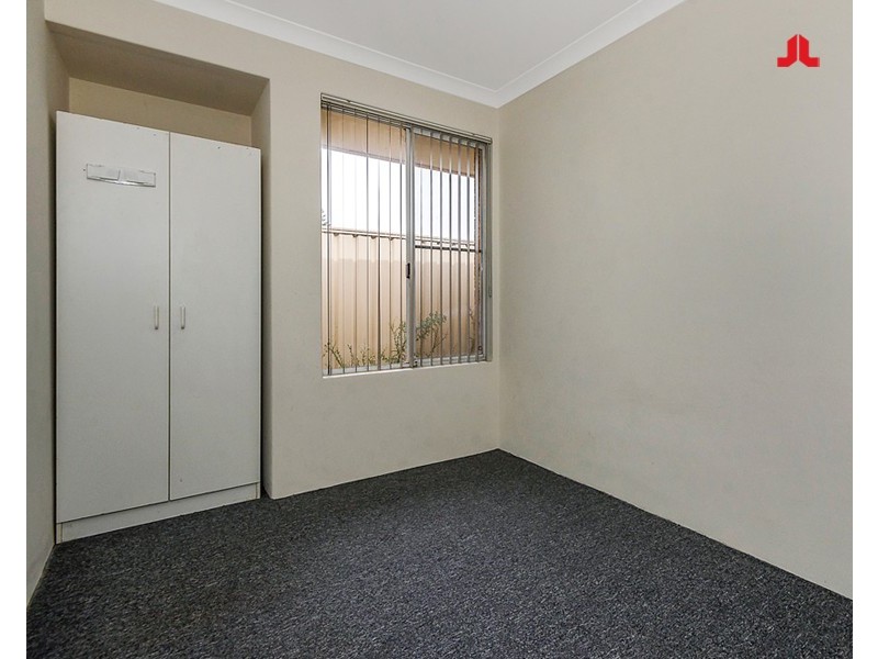 174 Currie Street, Warnbro WA 6169