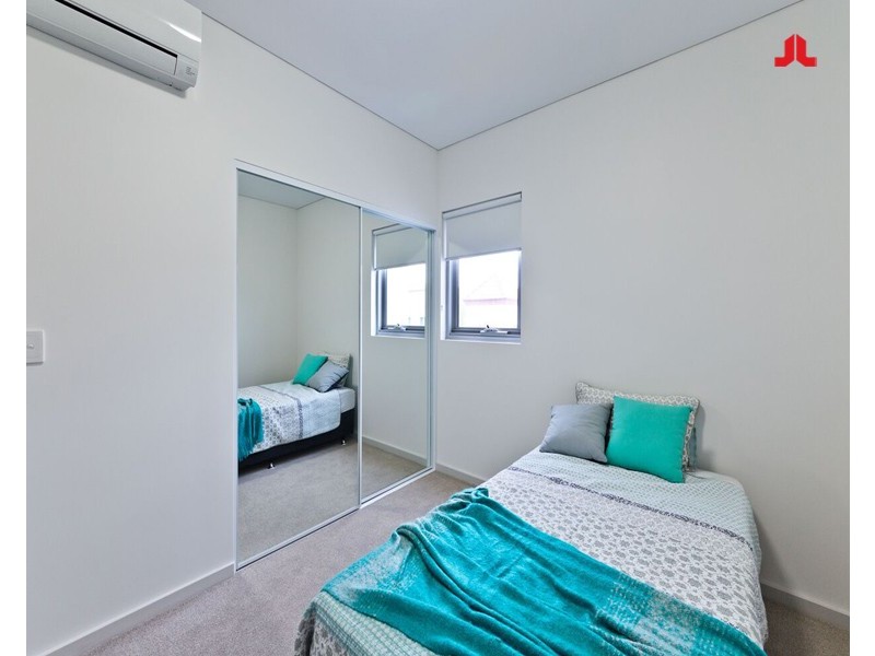 61/95 Chalgrove Avenue, Rockingham WA 6168
