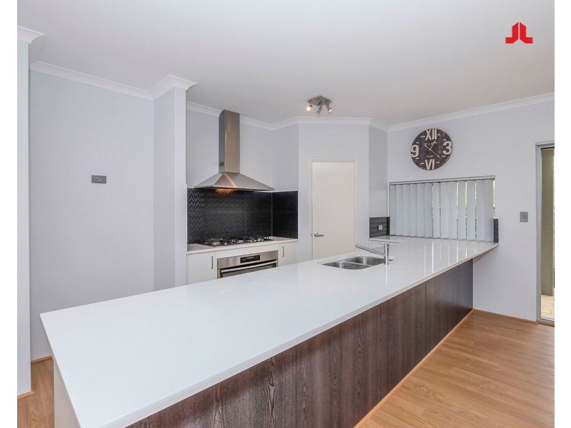 105 Litchfield Circle, Wandi WA 6167