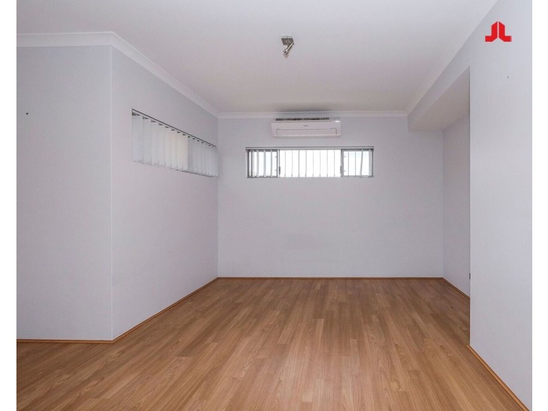 105 Litchfield Circle, Wandi WA 6167