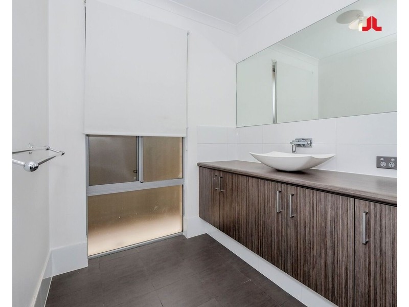 105 Litchfield Circle, Wandi WA 6167