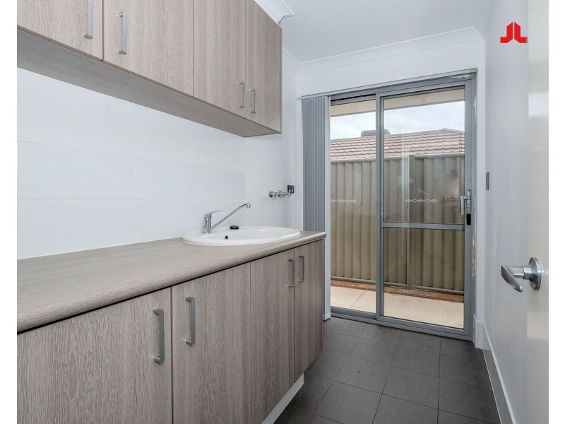 105 Litchfield Circle, Wandi WA 6167