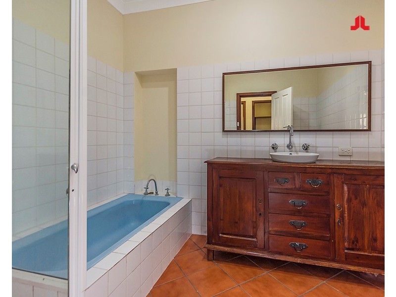 1 Catherine Street, Safety Bay WA 6169