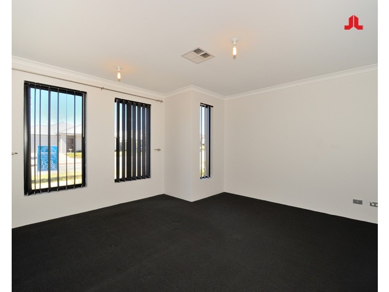 8 Norwood Avenue, Baldivis WA 6171