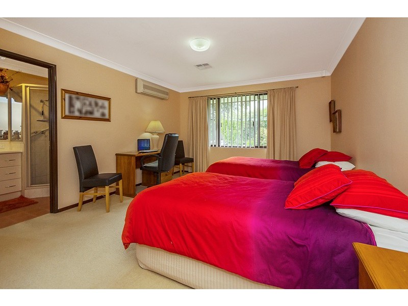 31 Fendam Street, Waikiki WA 6169