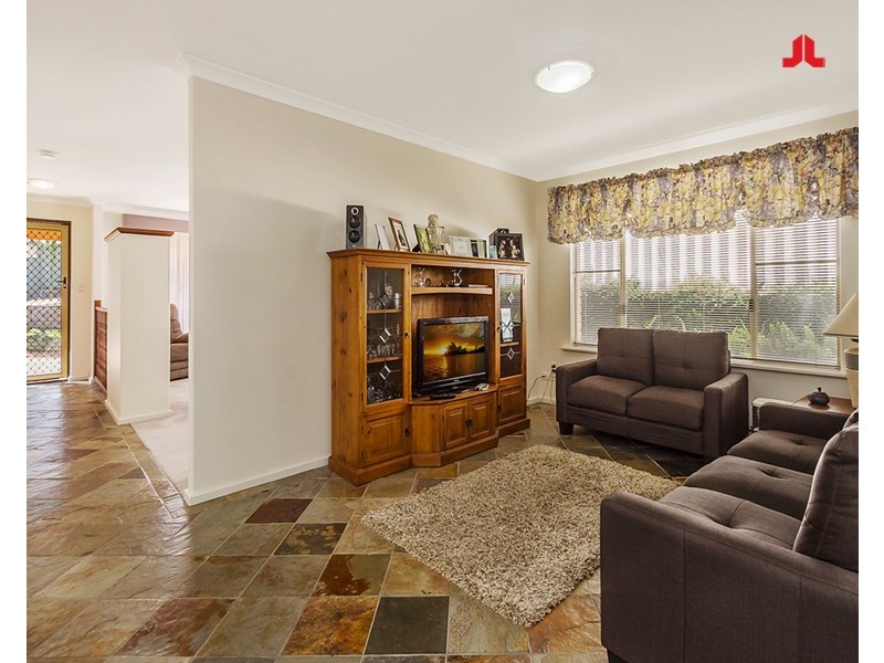 4 Gun Court, Leda WA 6170