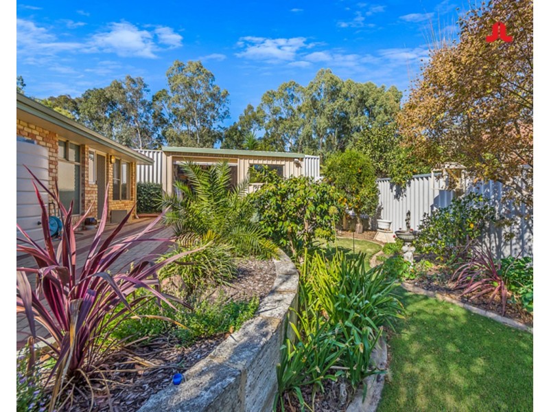 4 Gun Court, Leda WA 6170