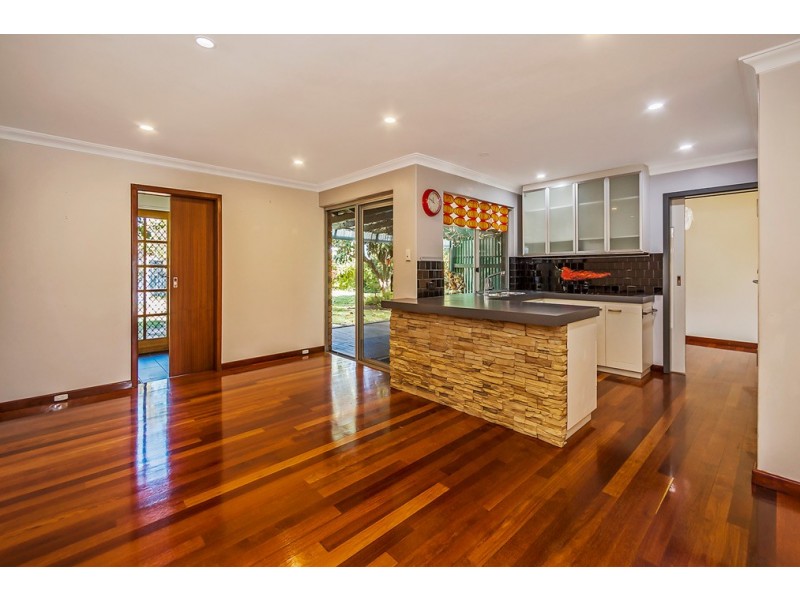 7 Buckle Court, Waikiki WA 6169