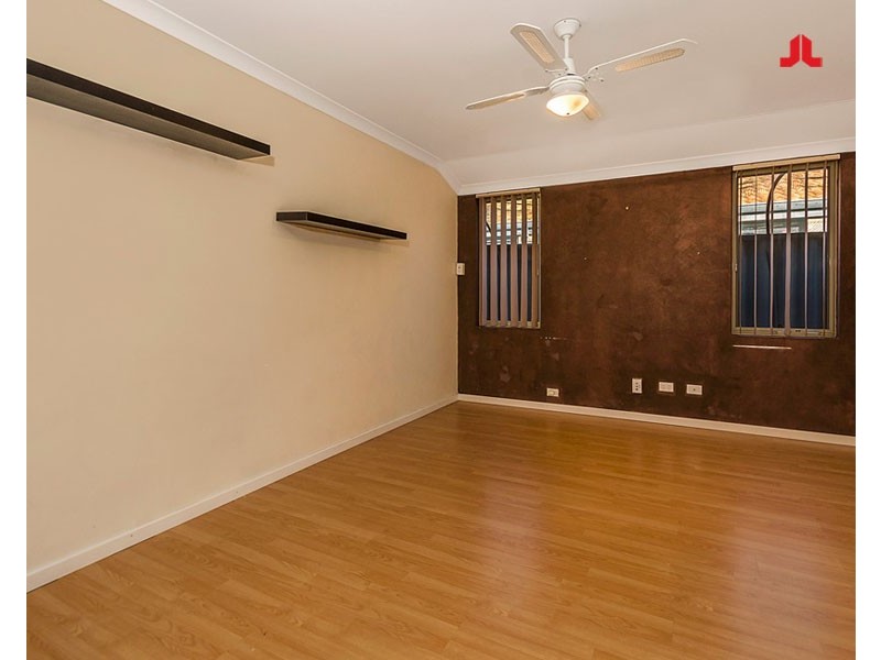 23 Silkhurst Crescent, Warnbro WA 6169