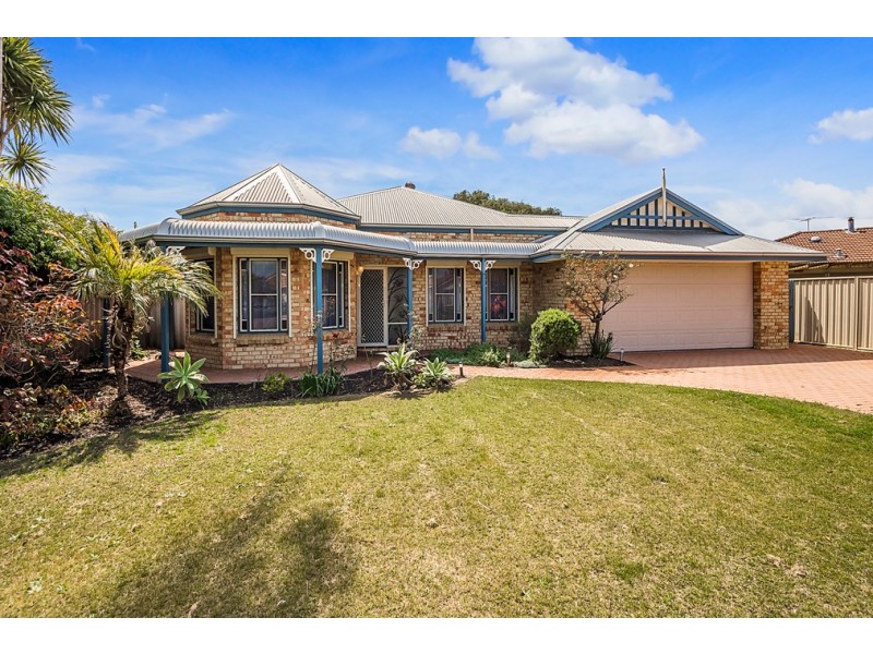 12 Porpoise Grove, Waikiki WA 6169