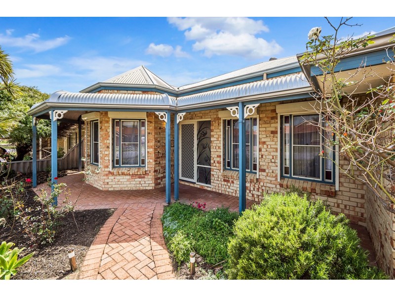 12 Porpoise Grove, Waikiki WA 6169