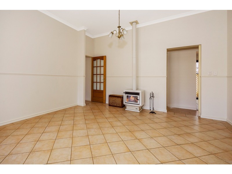 12 Porpoise Grove, Waikiki WA 6169