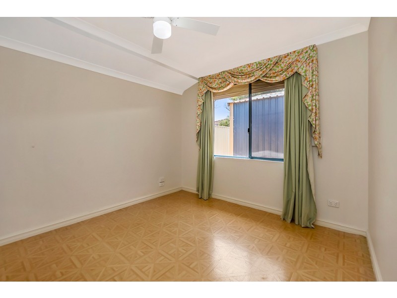 12 Porpoise Grove, Waikiki WA 6169