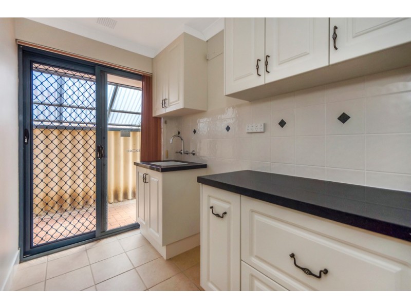 12 Porpoise Grove, Waikiki WA 6169