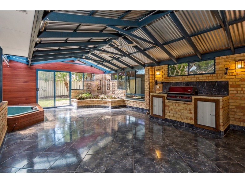 12 Porpoise Grove, Waikiki WA 6169