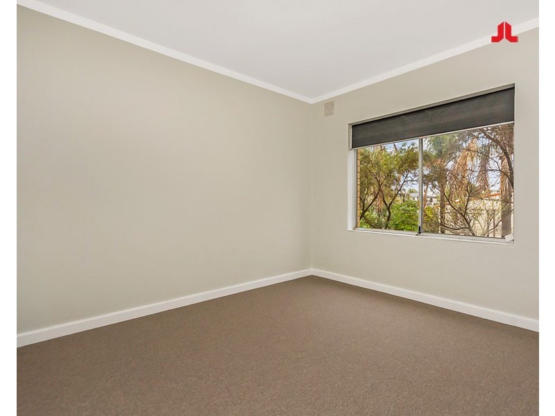 2/9-11 Gloucester Avenue, Shoalwater WA 6169