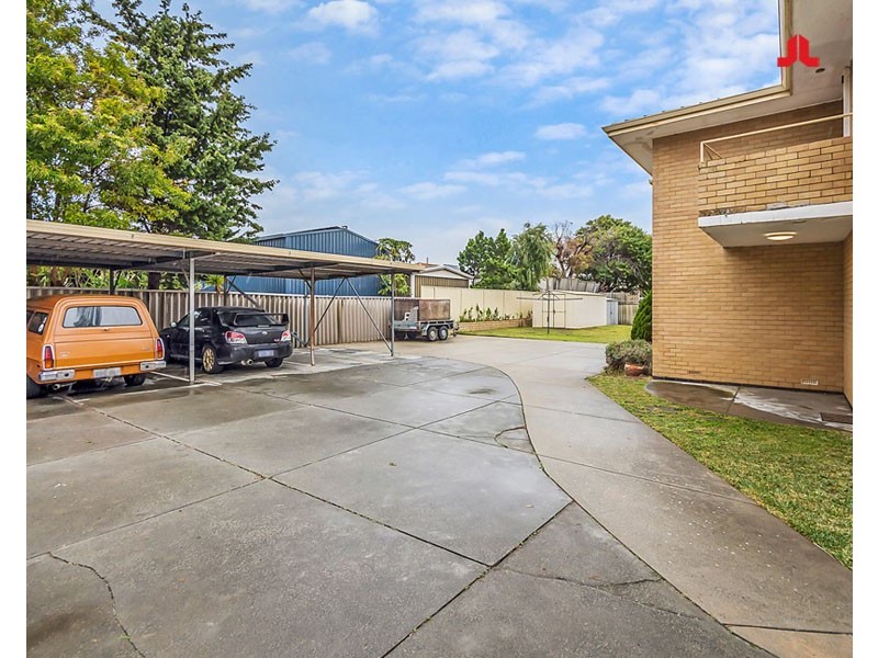 2/9-11 Gloucester Avenue, Shoalwater WA 6169