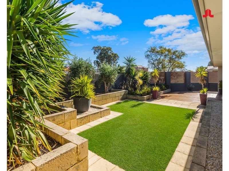 17 Fairburn Crescent, Baldivis WA 6171