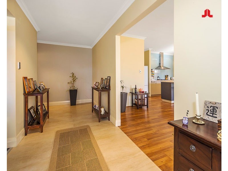 17 Fairburn Crescent, Baldivis WA 6171