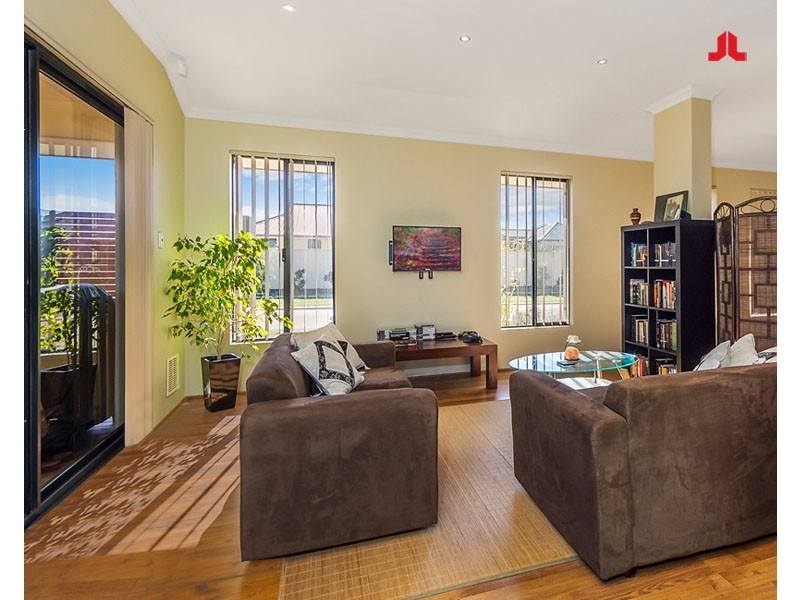 17 Fairburn Crescent, Baldivis WA 6171