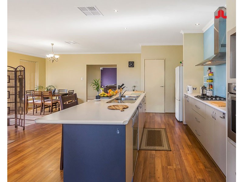 17 Fairburn Crescent, Baldivis WA 6171