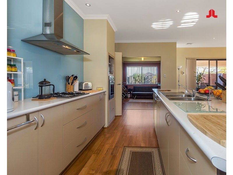 17 Fairburn Crescent, Baldivis WA 6171