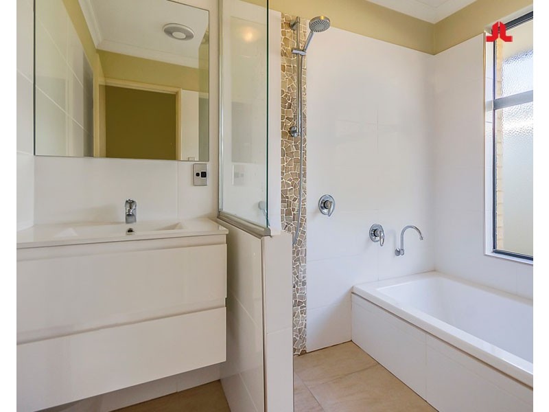 17 Fairburn Crescent, Baldivis WA 6171