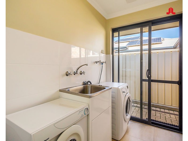 17 Fairburn Crescent, Baldivis WA 6171