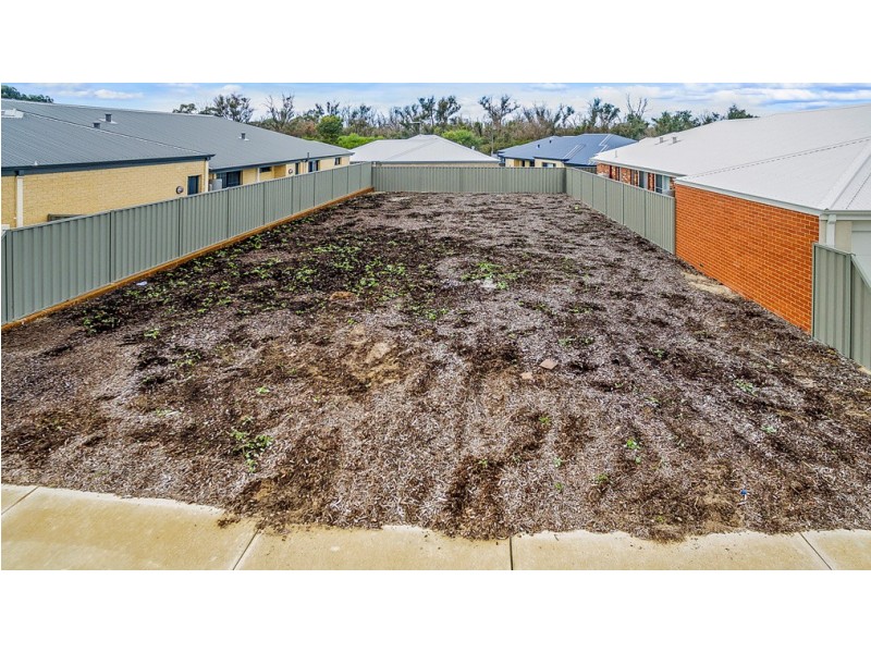 200 Honeywood Avenue, Wandi WA 6167