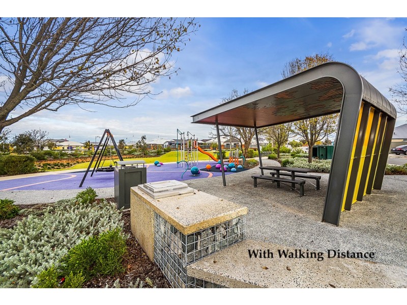 200 Honeywood Avenue, Wandi WA 6167