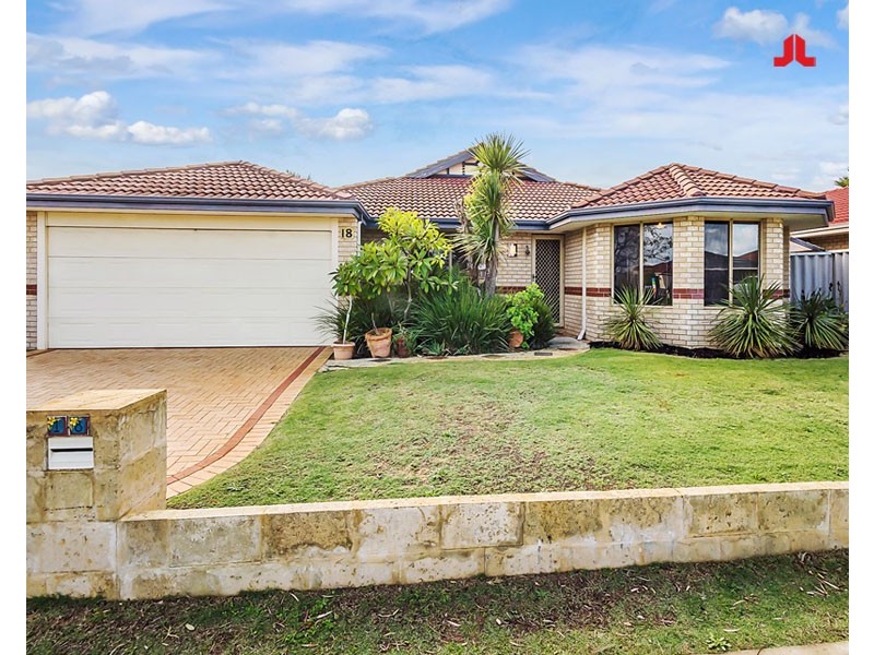 18 Laguardia Loop, Port Kennedy WA 6172