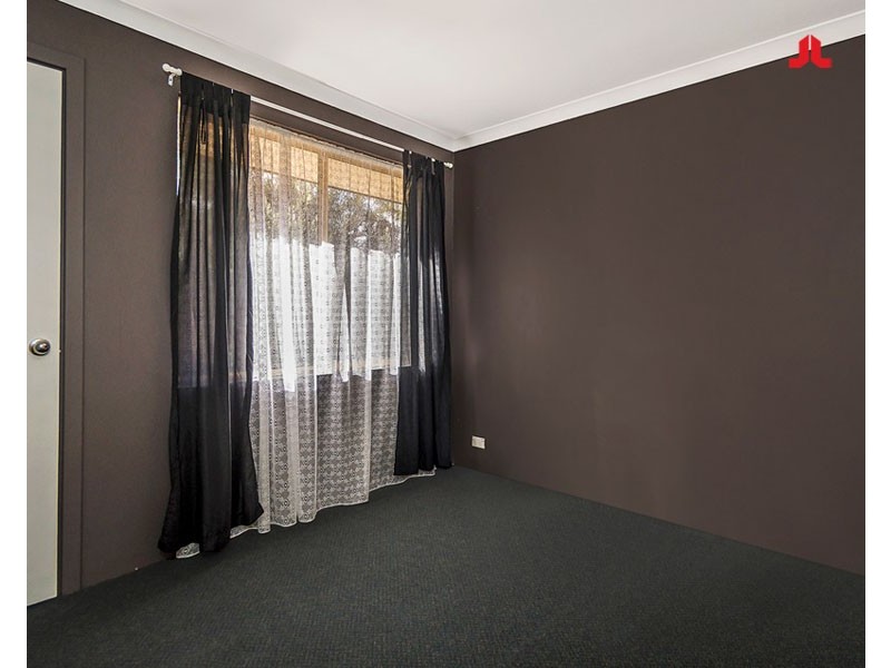 18 Laguardia Loop, Port Kennedy WA 6172