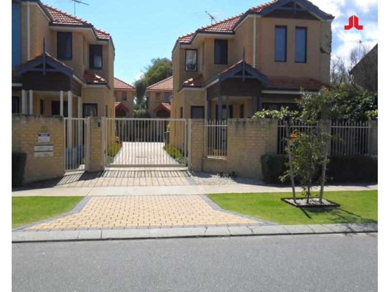 3/30 Harrison Street, Rockingham WA 6168