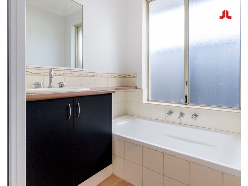 24 Kootingal Bend, Baldivis WA 6171