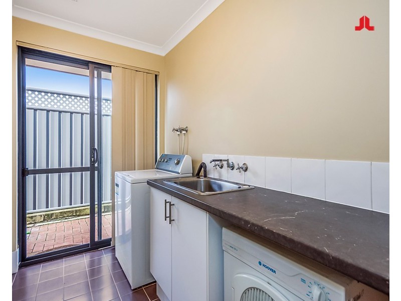 1 Songlark Court, Baldivis WA 6171