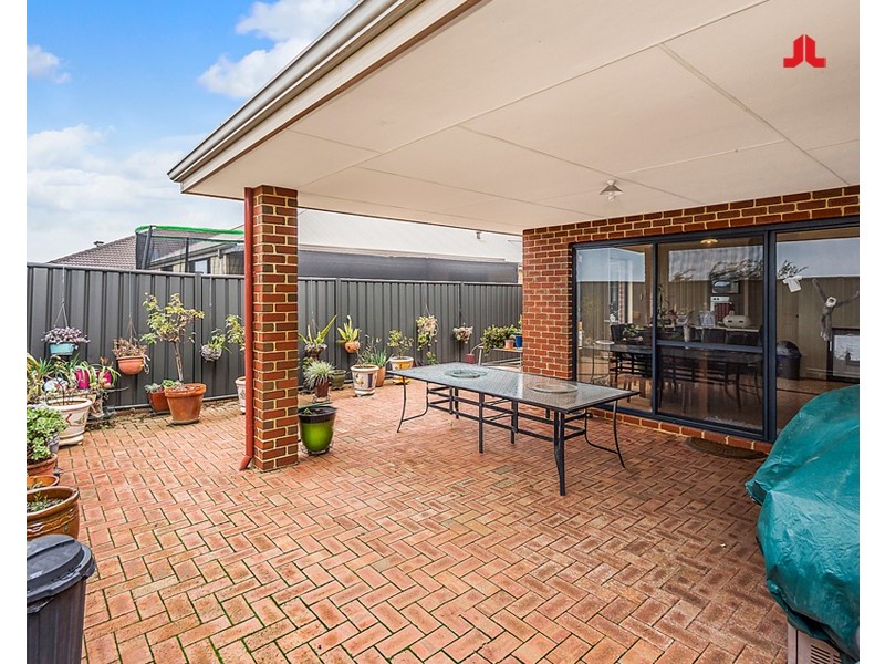 1 Songlark Court, Baldivis WA 6171