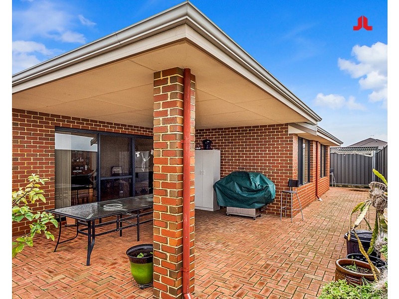 1 Songlark Court, Baldivis WA 6171