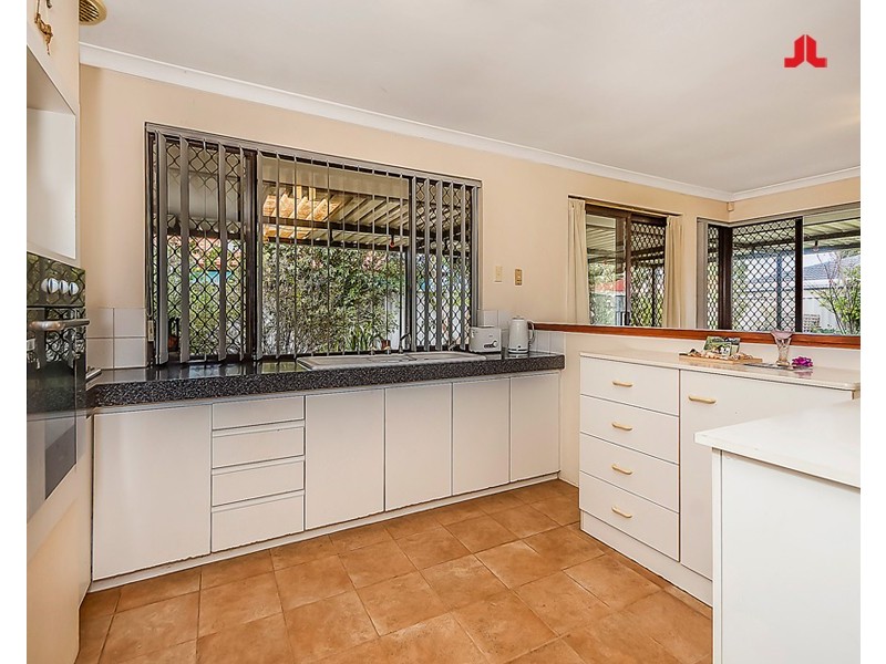 56 Murchison Road, Waikiki WA 6169