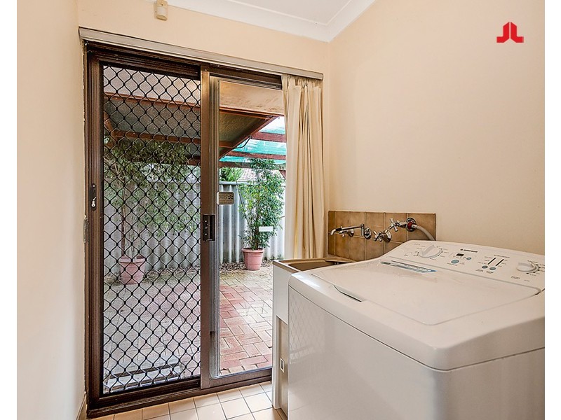 56 Murchison Road, Waikiki WA 6169