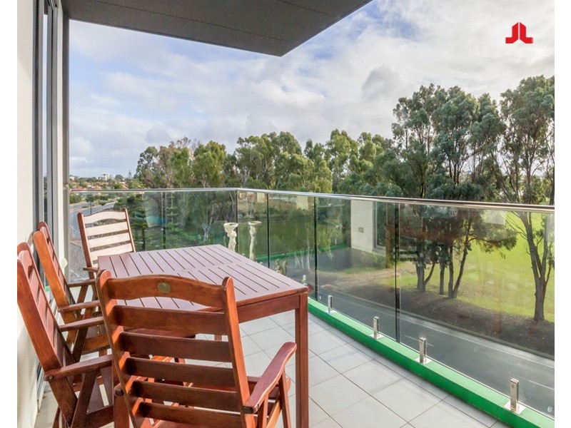 69/95 Chalgrove Avenue, Rockingham WA 6168