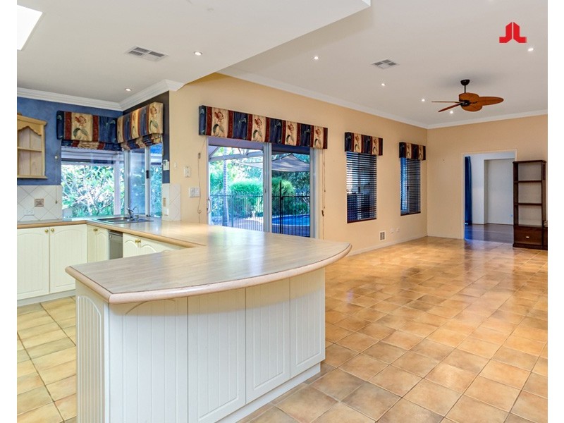 8 Foxton Green, Baldivis WA 6171