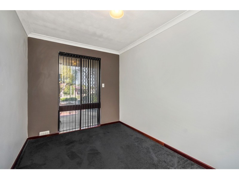 7b Carey Place, Cooloongup WA 6168