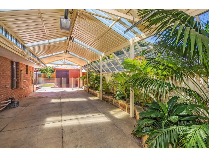 7b Carey Place, Cooloongup WA 6168