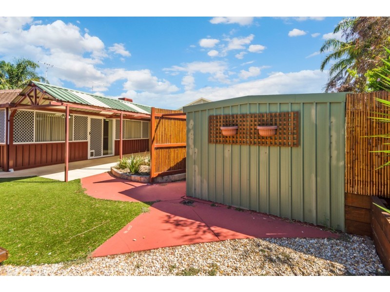 7b Carey Place, Cooloongup WA 6168